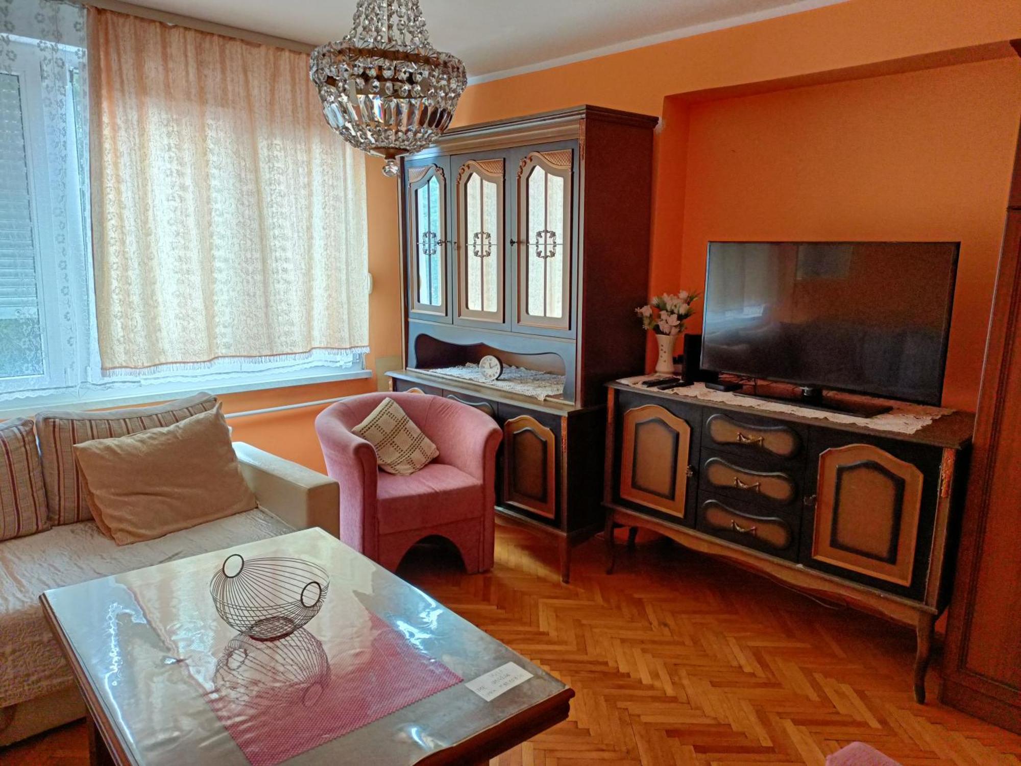 2 Bedroom Apartment, Grbavicka Apartment